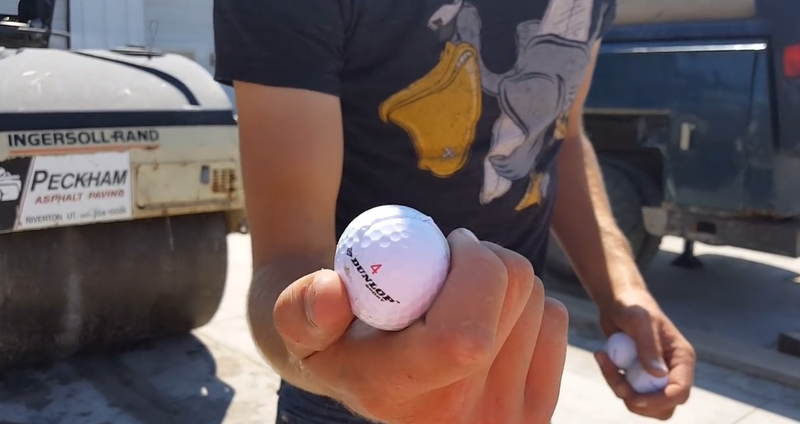 Illustration for article titled Las pelotas de golf son prácticamente indestructibles. Esta es la prueba